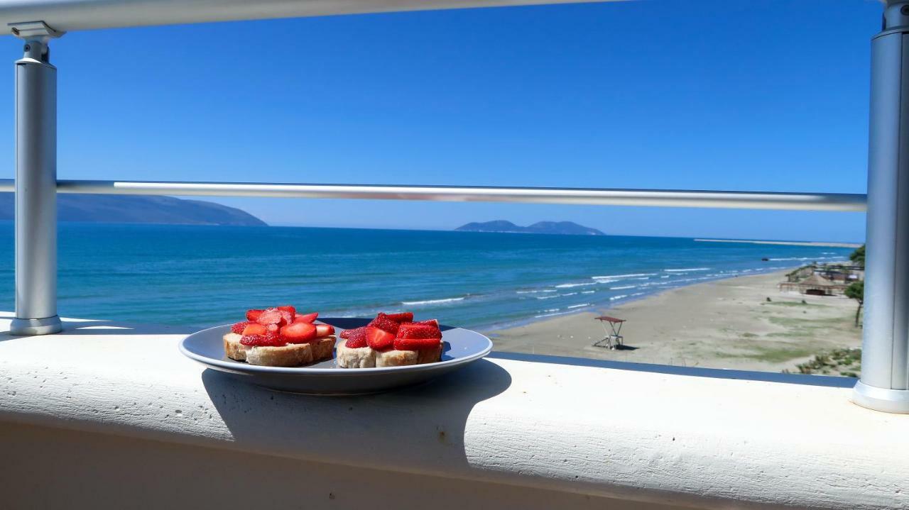On The Beach Vlorë 外观 照片
